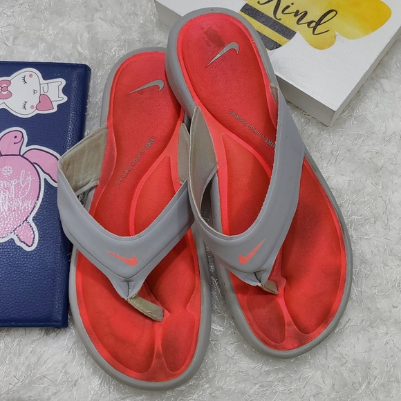 nike comfort footbed thong sandals
